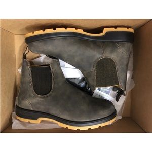 BLUNDSTONE 1944 585 boots size 10.5 US 9.5 AU